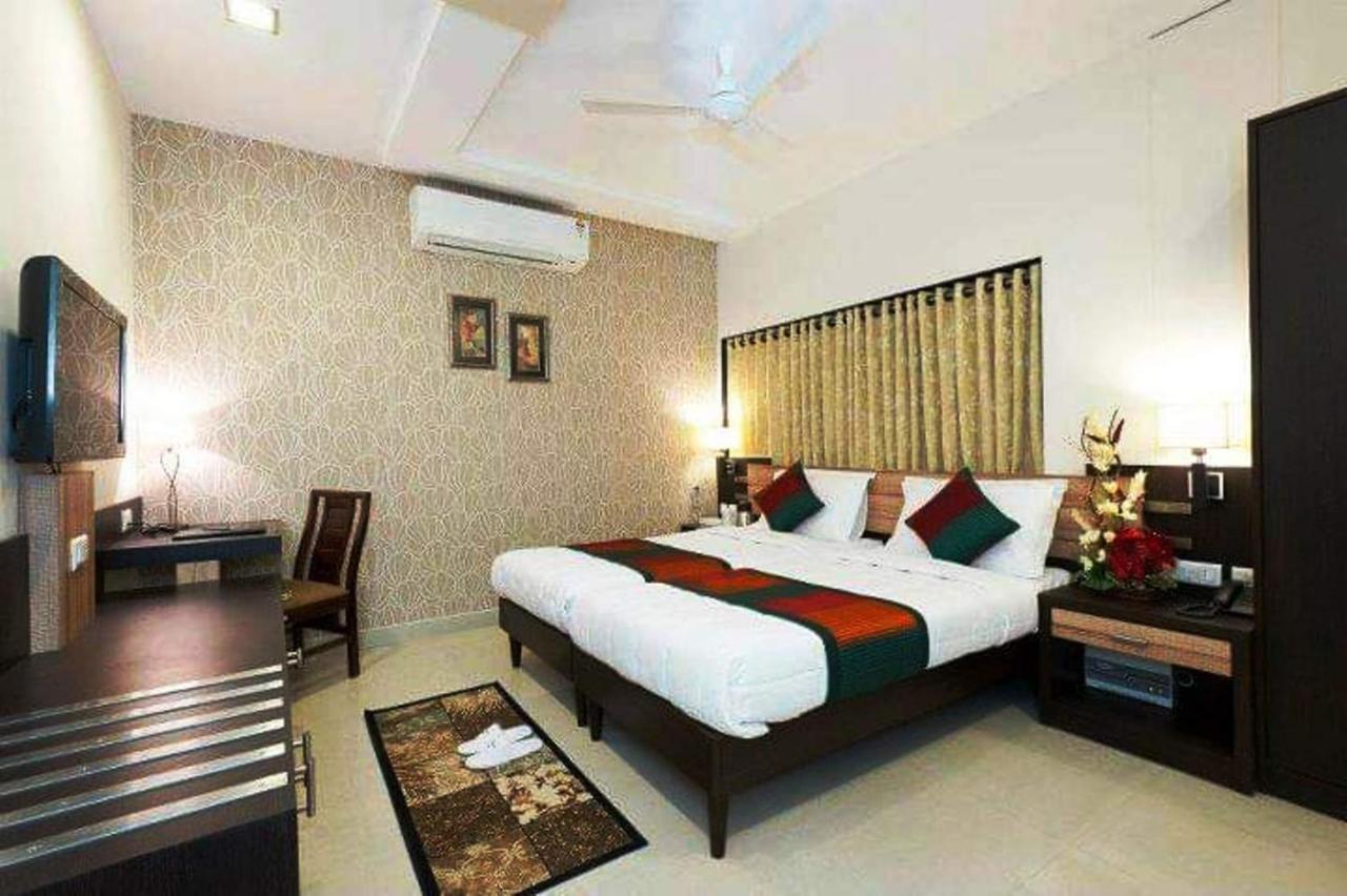 Hotel Siddharth Palace Jaipur Buitenkant foto